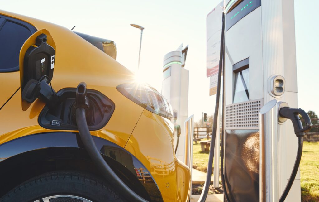 Combien de temps faut il pour recharger une voiture électrique Blog