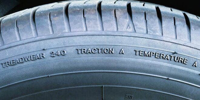 Code UTQG (Uniform Tire Quality Grading): qu'est-ce que c'est et à quoi ça sert ?