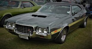 Gran Torino voiture : la grande 'muscle car' de Clint Eastwood