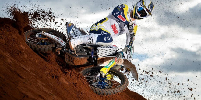 Dunlop présente ses nouveaux pneus de motocross Geomax MX34