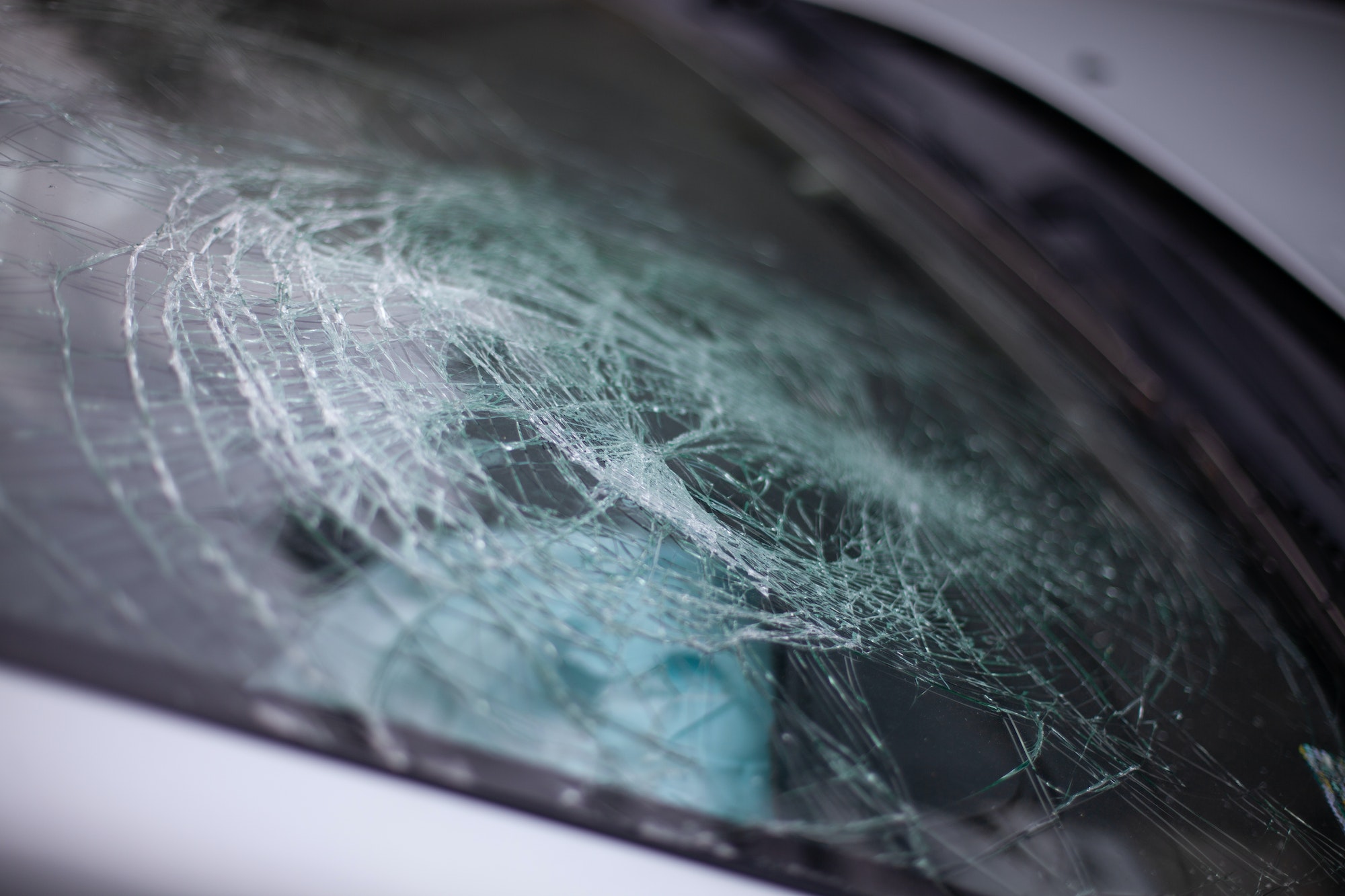 Comment casser une vitre de voiture Blog de Muchpneu.fr