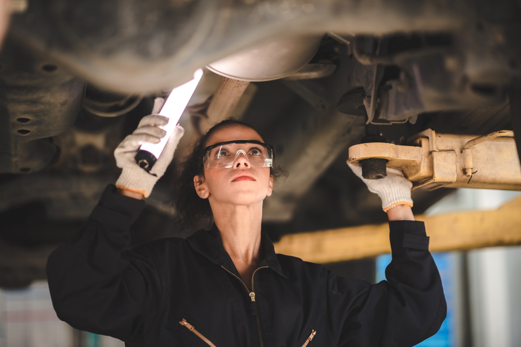 L'entretien de la voiture est important pour faire des économies