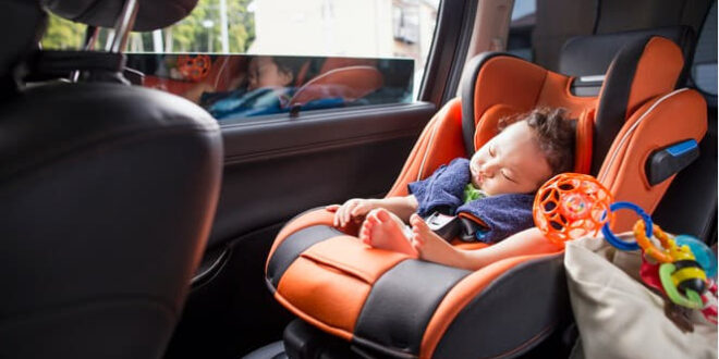 Combien d'heures peut-il voyager un bébé en voiture ?