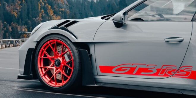 Les pneus Goodyear Eagle F1 SuperSport R et RS choisis pour la Porsche 911 GT3 RS